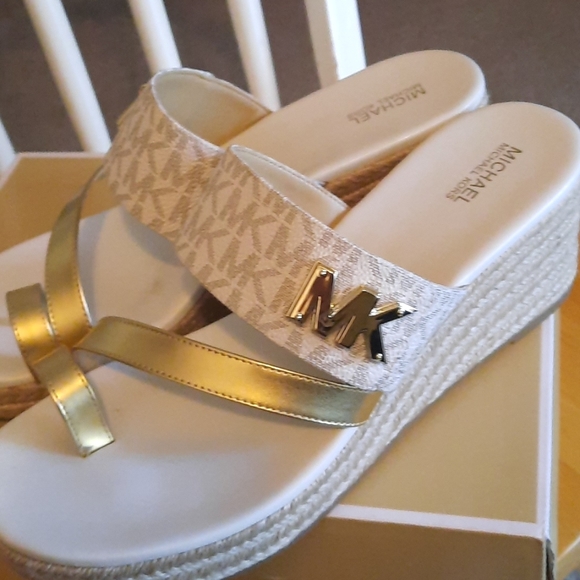 Michael Kors Sandals - Picture 2 of 12